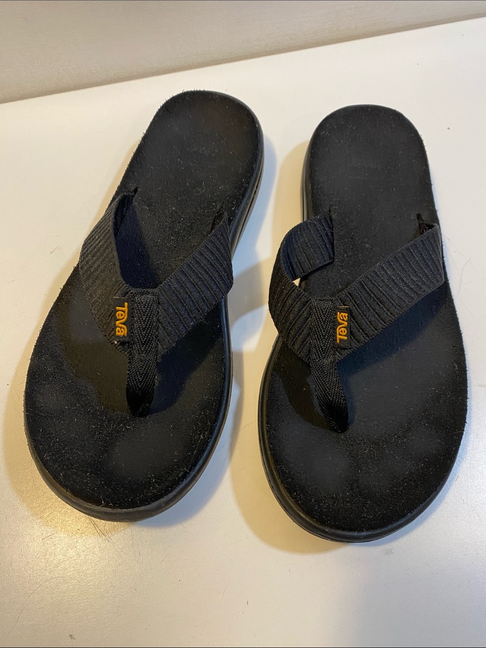 Teva Black Flip Sandals with Subtle Orange Logo Sz 8